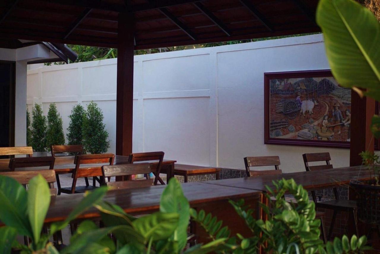 Punyin Hotel Inthanon -ปั้นหยิ่น โฮเทล تشوم تونغ المظهر الخارجي الصورة