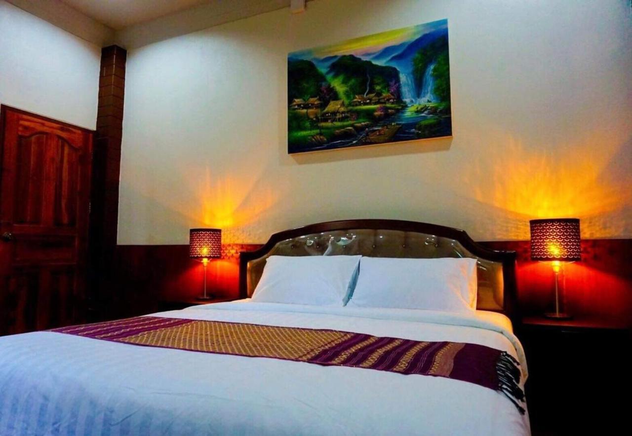 Punyin Hotel Inthanon -ปั้นหยิ่น โฮเทล تشوم تونغ المظهر الخارجي الصورة