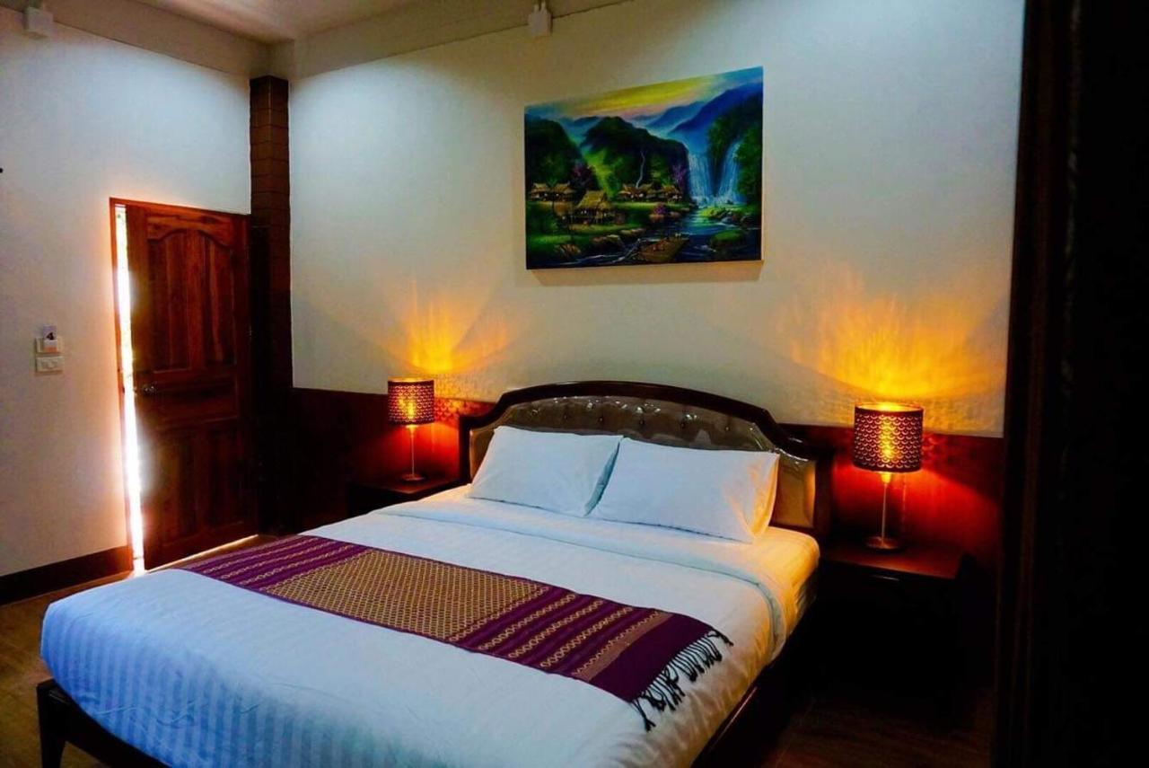 Punyin Hotel Inthanon -ปั้นหยิ่น โฮเทล تشوم تونغ المظهر الخارجي الصورة